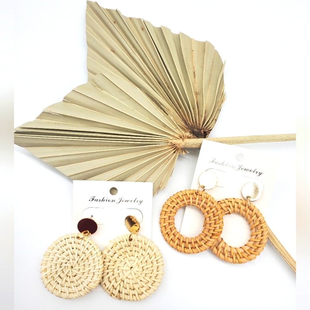 2 pairs of Boho rattan earrings